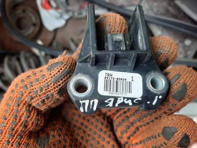 Датчик AIRBAG передний 891730D020 TOYOTA