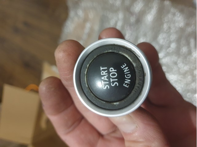 Кнопка старт стоп 9154945 BMW