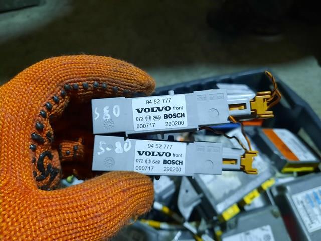 Датчик Эйрбэг передний 9452777 VOLVO