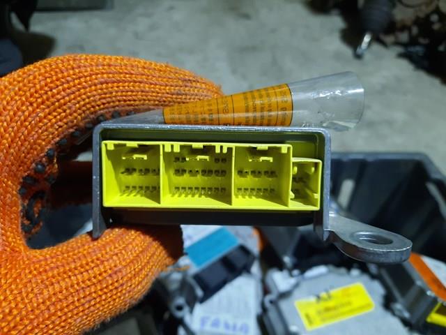 98820AV200 Модуль-процессор управления подушкой безопасности (ЭБУ AIRBAG) купить Каменское