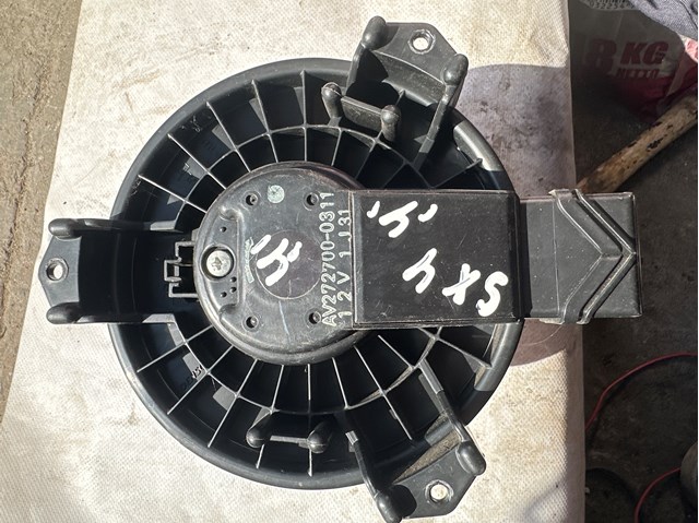Моторчик печки AV2727000311 SUZUKI