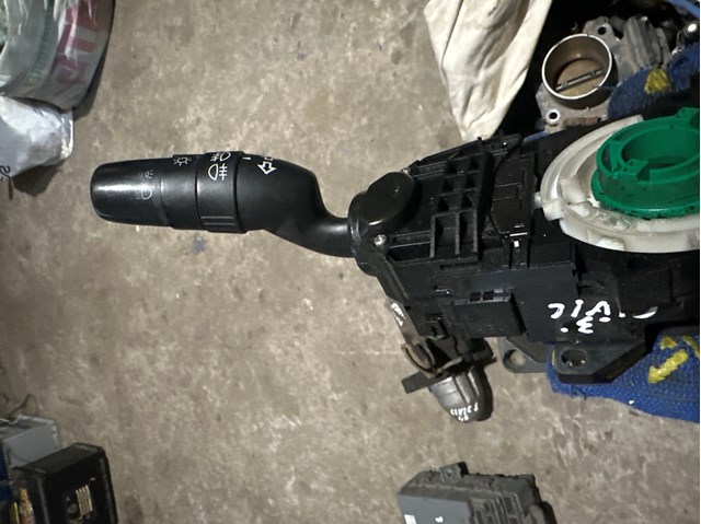 HONDA M29843 Переключатель подрулевой правый в наличии Винница
