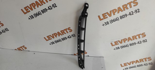 Решетка бампера переднего правая 86596S1000 HYUNDAI