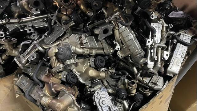 Радиатор системы рециркуляции ОГ 11718588880 BMW