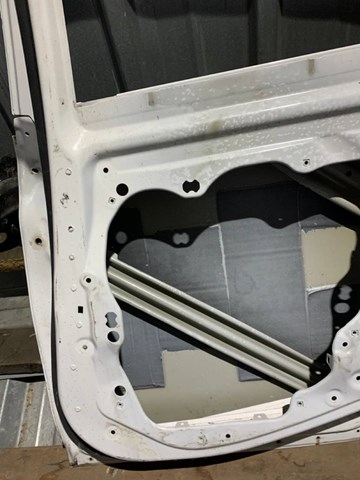Дверь задняя, левая 41007408963 BMW