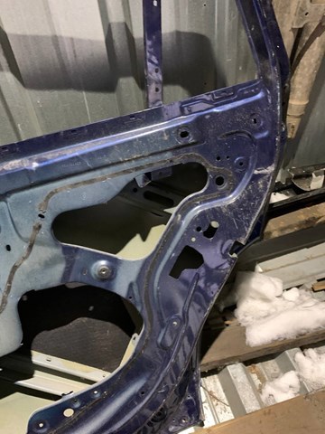 41007461352 BMW Дверь задняя правая купить в Ровно