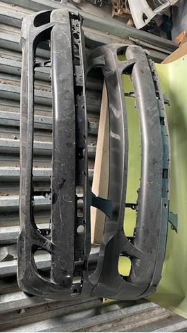 Бампер на авто 51117142156 BMW