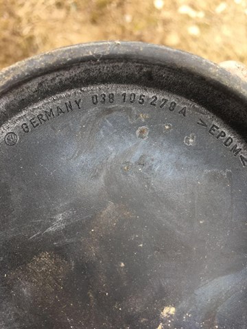 Крышка (заглушка) шкива коленвала 038105278A VAG