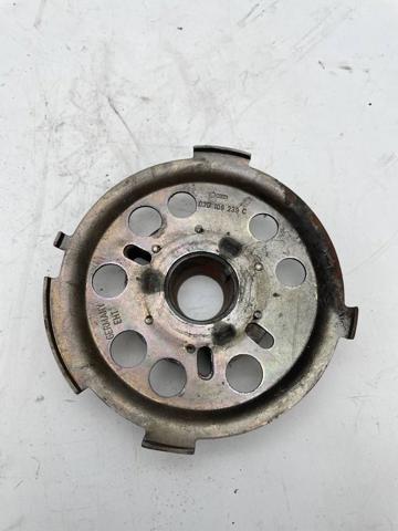 03G109239C Фланец шестерни распредвала купить Кривой Рог