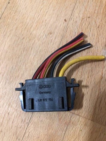 VAG 1J0972754 в наличии Тернополь