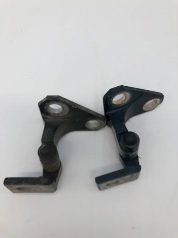 3C0831401C VAG Петля двери передней левой купить в Ужгород