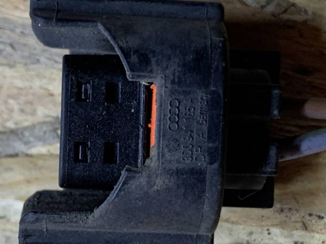 3D0941165A VAG Разъем (фишка) противотуманной фары купить в Ужгород
