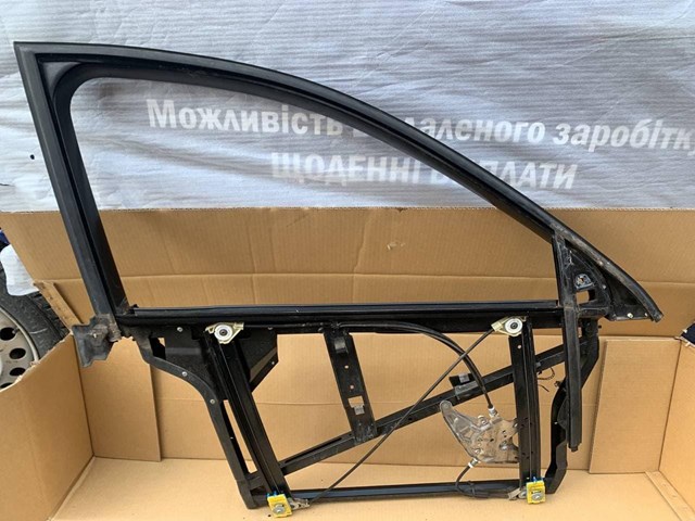 VAG 4B0837754D Рама двери передней правой в наличии Житомир