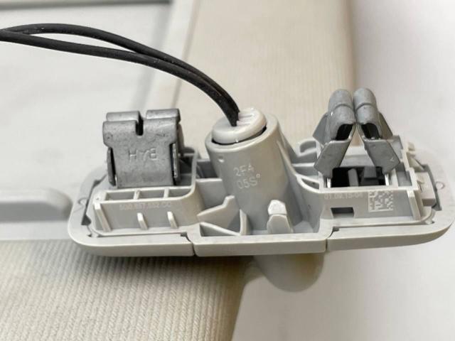 5G0857552 Козырек солнцезащитный купить Чернигов