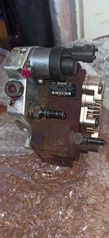 BOSCH 8200108225 Насос топливный высокого давления (ТНВД) в наличии Ужгород