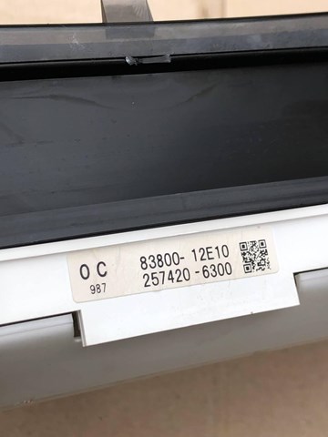 8380012E10 TOYOTA Приборная доска (щиток приборов) купить в Ирпень