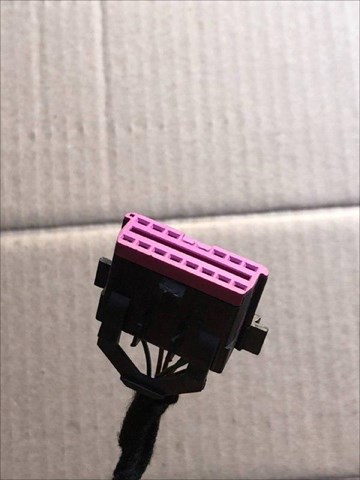 VAG 8D0972695 в наличии Ирпень
