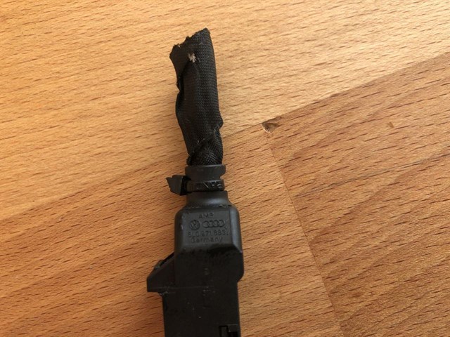 8L0971883 VAG купить в Кривой Рог