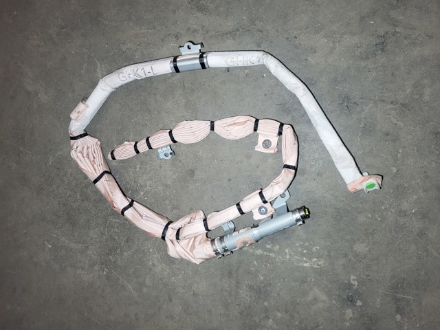 Левая шторка безопасности GHK157KN0C MAZDA