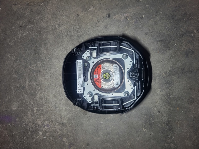 KD4557K00C02 MAZDA Подушка безопасности (AIRBAG) водительская купить в Запорожье