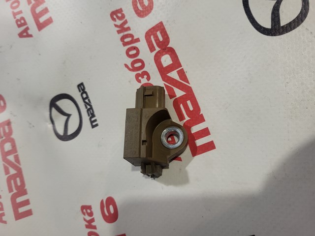 Датчик Айрбег передний KD4557KC0 MAZDA