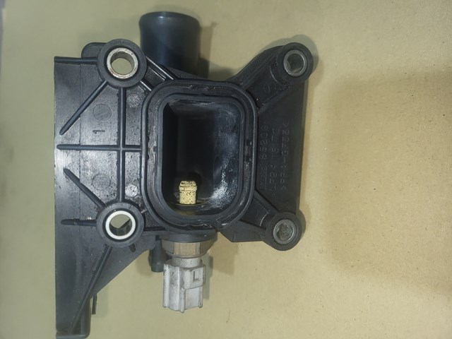 MAZDA LF941517Z Фланец системы охлаждения в наличии Украина