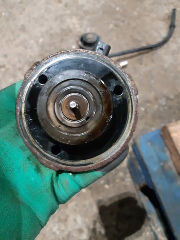 Клапан электромагнитный положения распредвала 06J109259C VAG