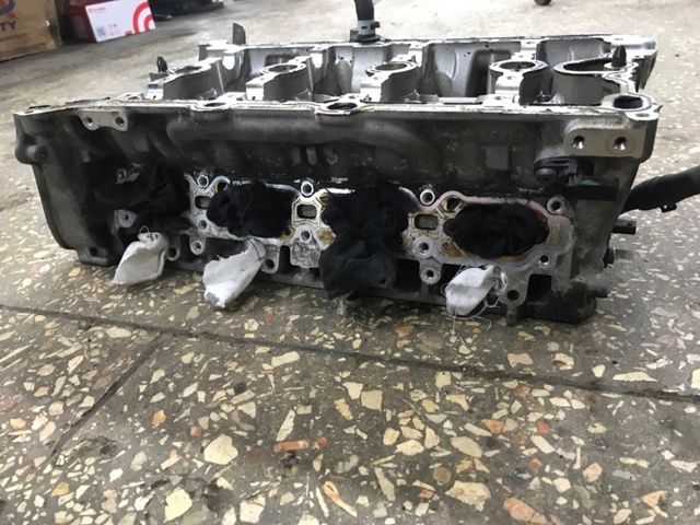 VAG 06K103063AN Головка блока цилиндров (ГБЦ) в наличии Тернополь