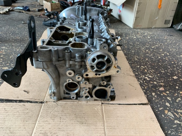 VAG 06K103063AN Головка блока цилиндров (ГБЦ) в наличии Ровно