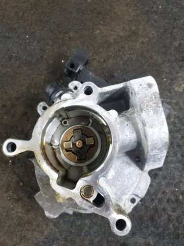 VAG 06K145100AB Вакуумный насос в наличии Павлоград