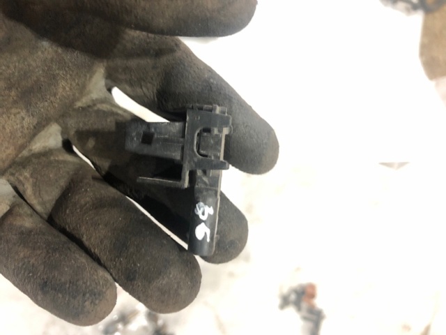 Датчик давления трубки вторичного воздуха 06K906052 VAG