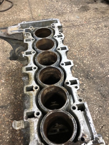 11112295991 BMW Блок цилиндров двигателя купить в Черкассы