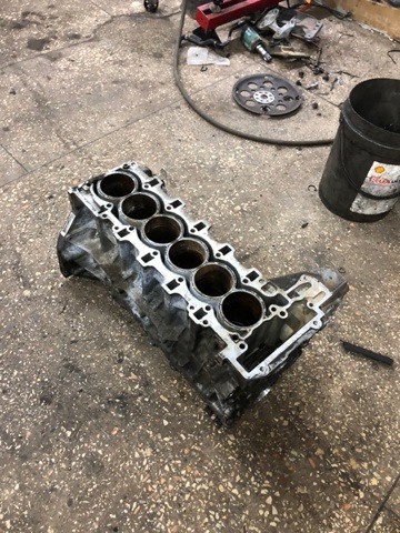 11112295991 BMW Блок цилиндров двигателя купить в Запорожье