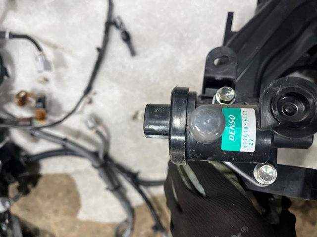 Впускной коллектор 14001AC64A SUBARU