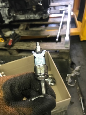 166005NA0A NISSAN Топливные форсунки купить в Черновцы