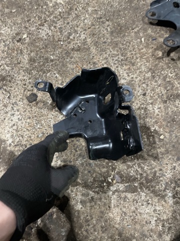 SUBARU 16644AA140 в наличии Ровно