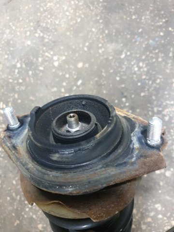 Опора амортизатора 20370FG012 SUBARU