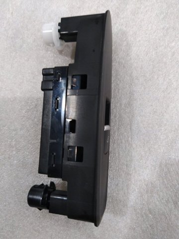 NISSAN 254215NA0A Кнопка включения мотора стеклоподъемника задняя правая в наличии Кривой Рог