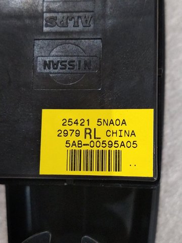 NISSAN 254215NA0A Кнопка включения мотора стеклоподъемника задняя правая в наличии Харьков