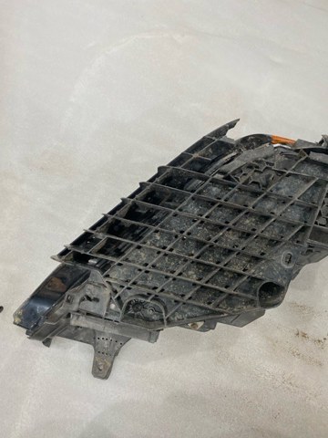 NISSAN 260605NA0A Левая фара в наличии Киев