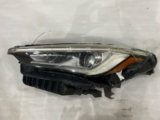 Вставка фары левой 260605NA0A NISSAN