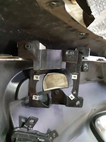 Крепление противотуманки правой 269105NA0A NISSAN