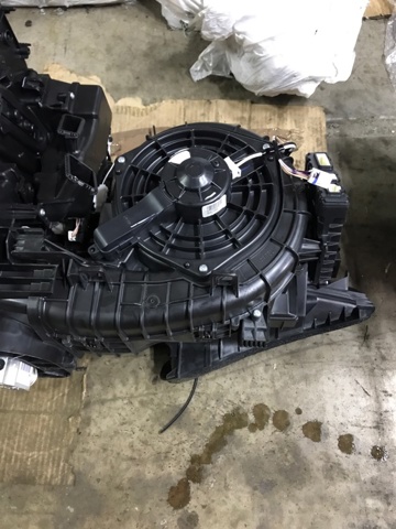 Корпус отопителя салона 272005NA0A NISSAN