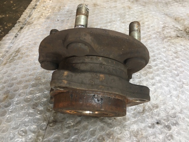 SUBARU 28373SC000 Передняя ступица в наличии Тернополь