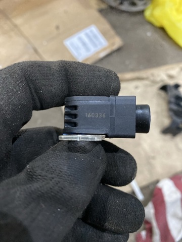 VOLVO 30644651 Пиропатрон основной батареи в наличии Кривой Рог