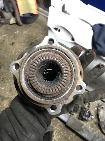 BMW 31206868480 Ступица передняя в наличии Чернигов