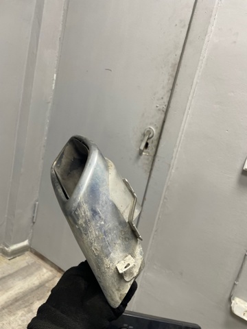 31353398 VOLVO Насадка на глушитель купить в Ужгород