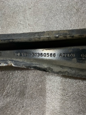 31360588 VOLVO Рычаг задней подвески поперечный купить в Киев
