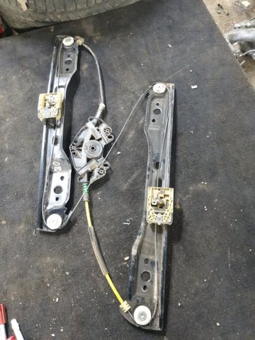 VOLVO 31391495 Механизм стеклоподъемника двери передней правой в наличии Николаев