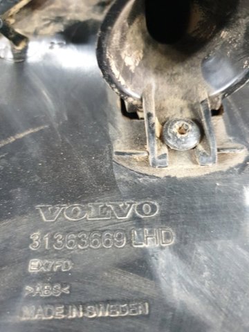 31393384 VOLVO Ящик перчаточный (бардачок) купить в Днепр